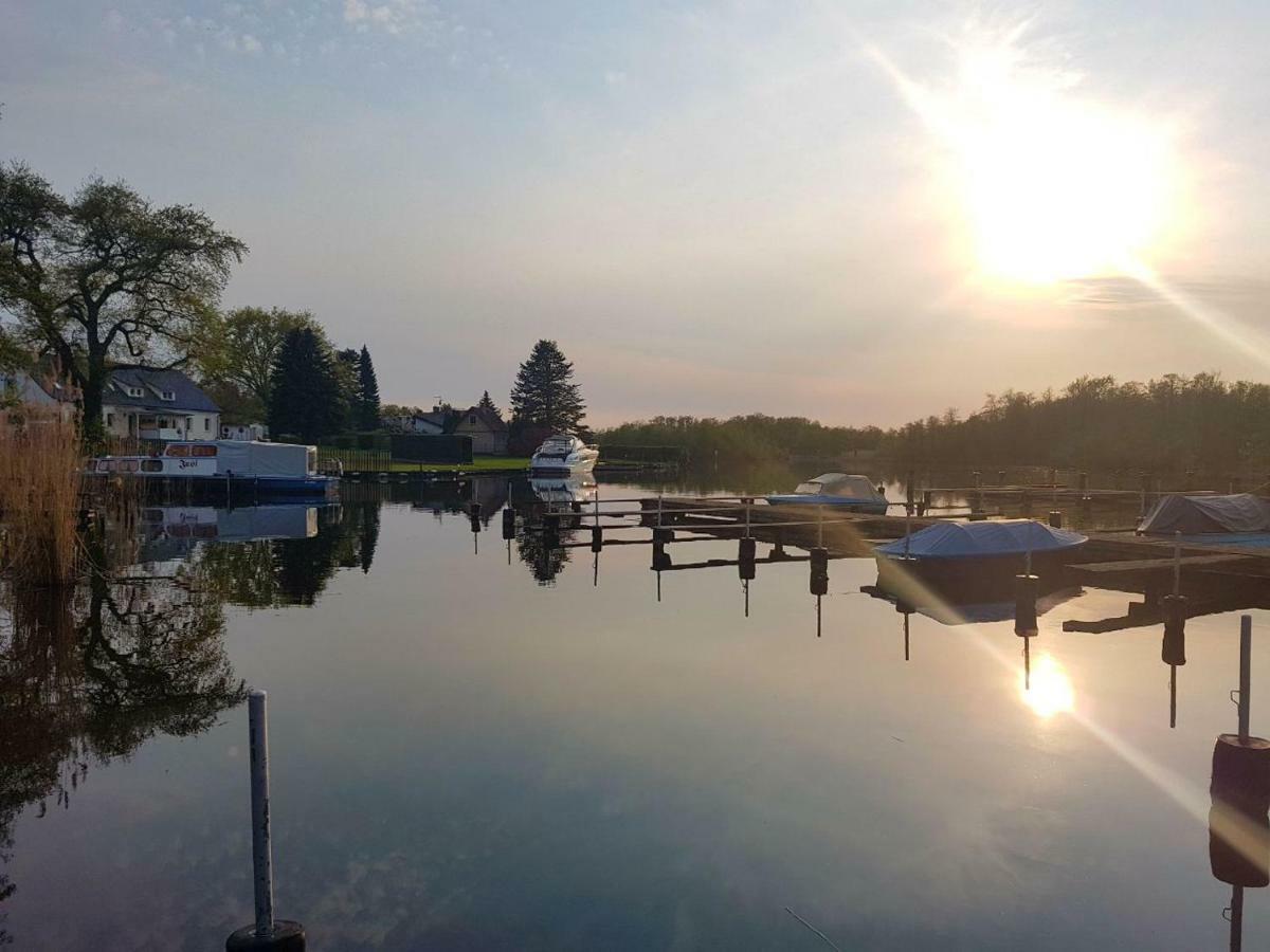 Gemuetliche Idylle Am Seddinsee Gosen Esterno foto